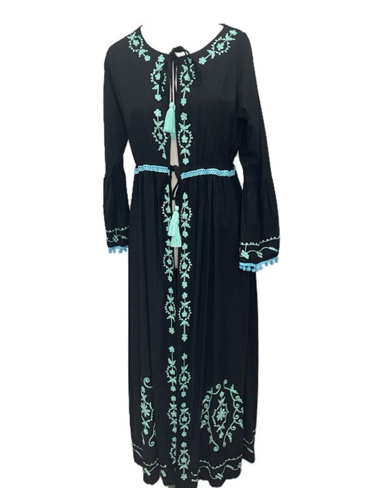 Embroidered Long coat dress with lace trim