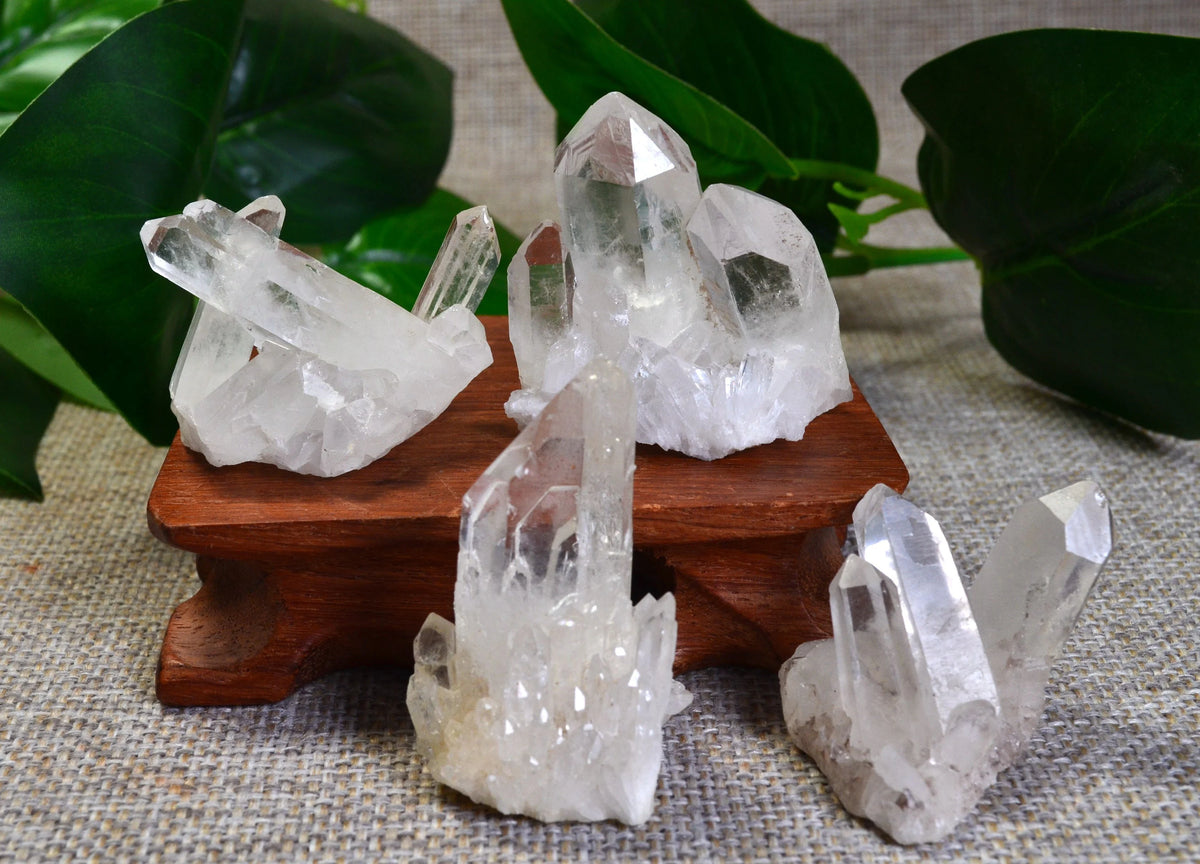 SMALL CLEAR QUARTZ CLUSTER