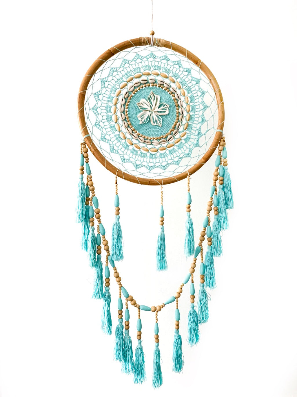 RATTAN FRAME SHELL FLOWER DREAM CATCHER WITH TASSLES